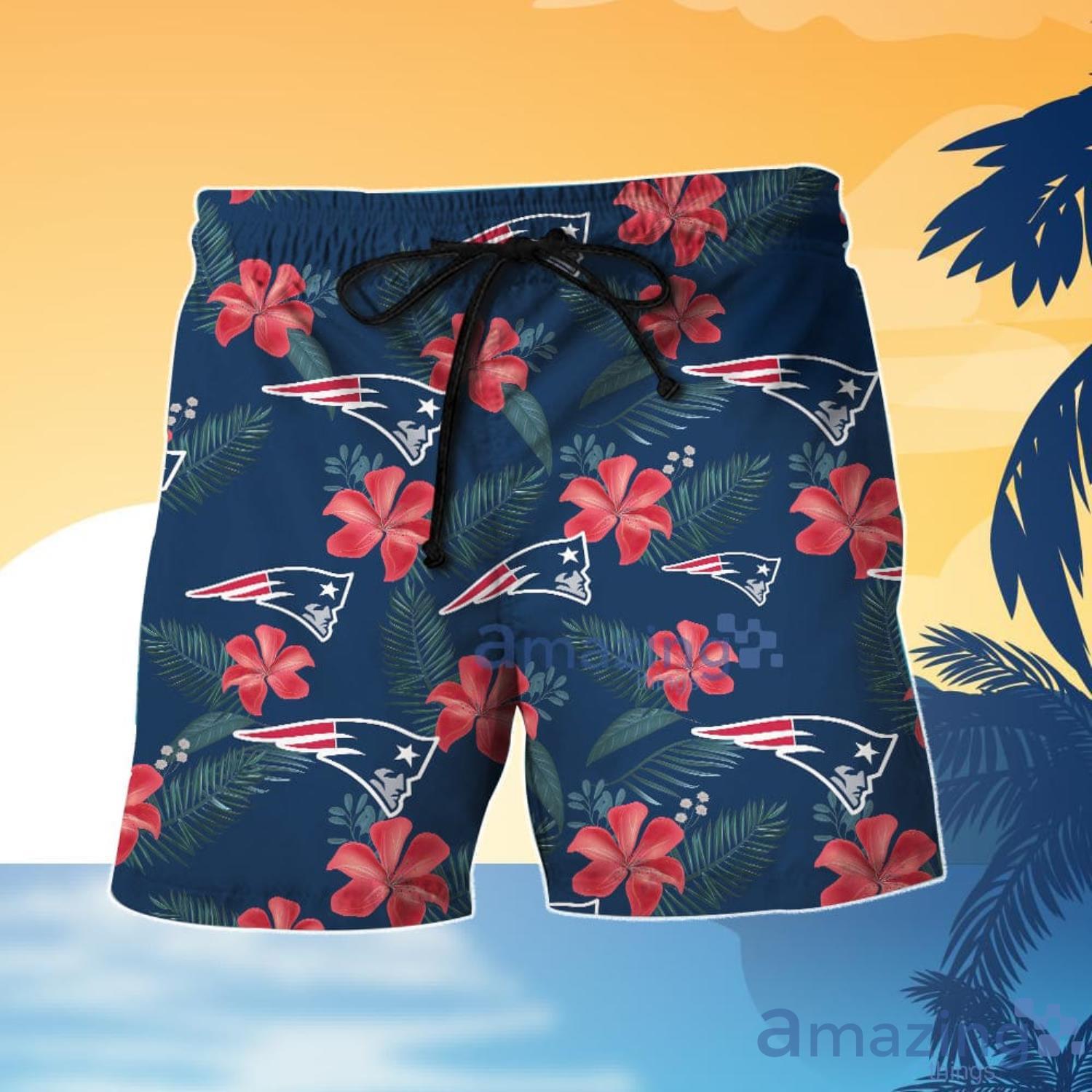 New England Patriots Flower Hawaiian Shirt And Shorts Gift For Summer image New England Patriots Flower Hawaiian Shirt And Shorts Gift For Summer Product Photo 3