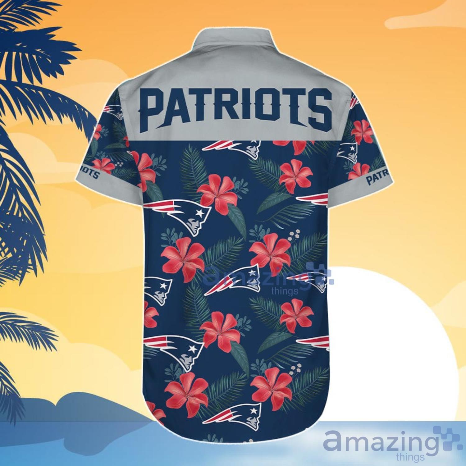 New England Patriots Flower Hawaiian Shirt And Shorts Gift For Summer image New England Patriots Flower Hawaiian Shirt And Shorts Gift For Summer Product Photo 6