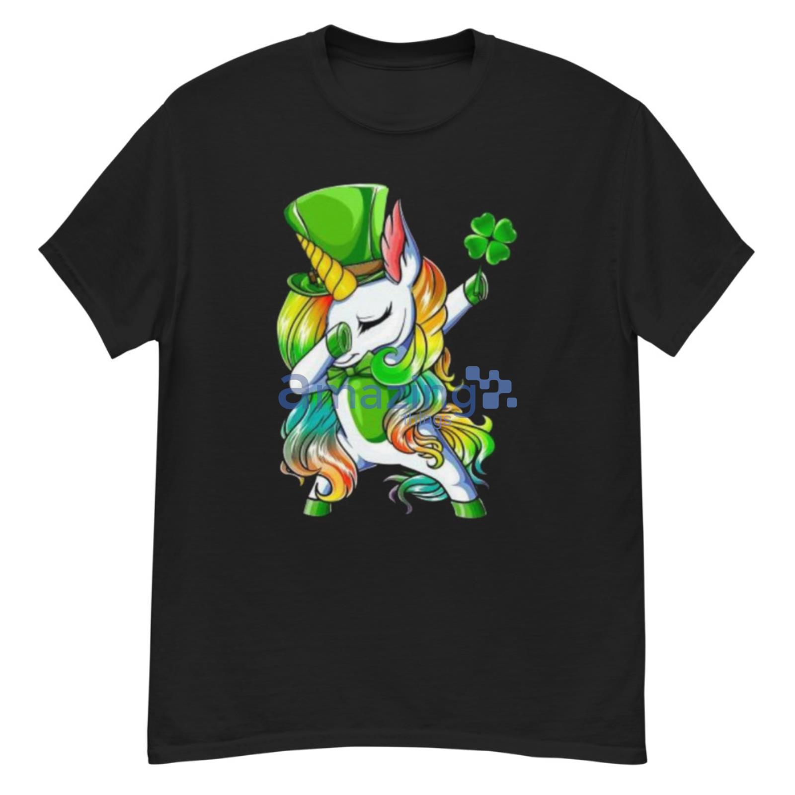 Unicorn Dabbing Happy St. Patrick’s Day Shirt - G500 Men’s Classic T-Shirt