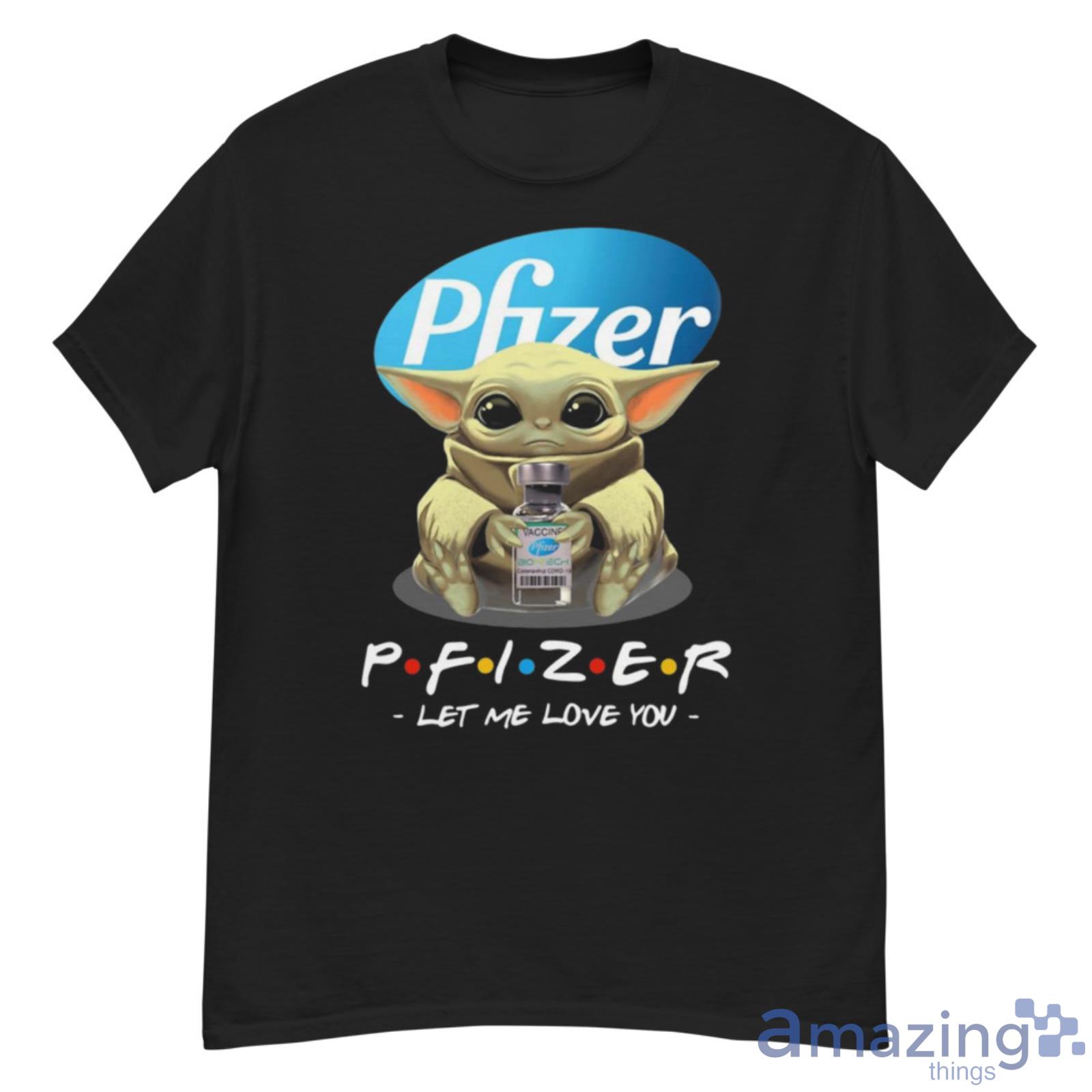 Baby Yoda Hug Vaccine Pfizer Shirt - G500 Men’s Classic T-Shirt