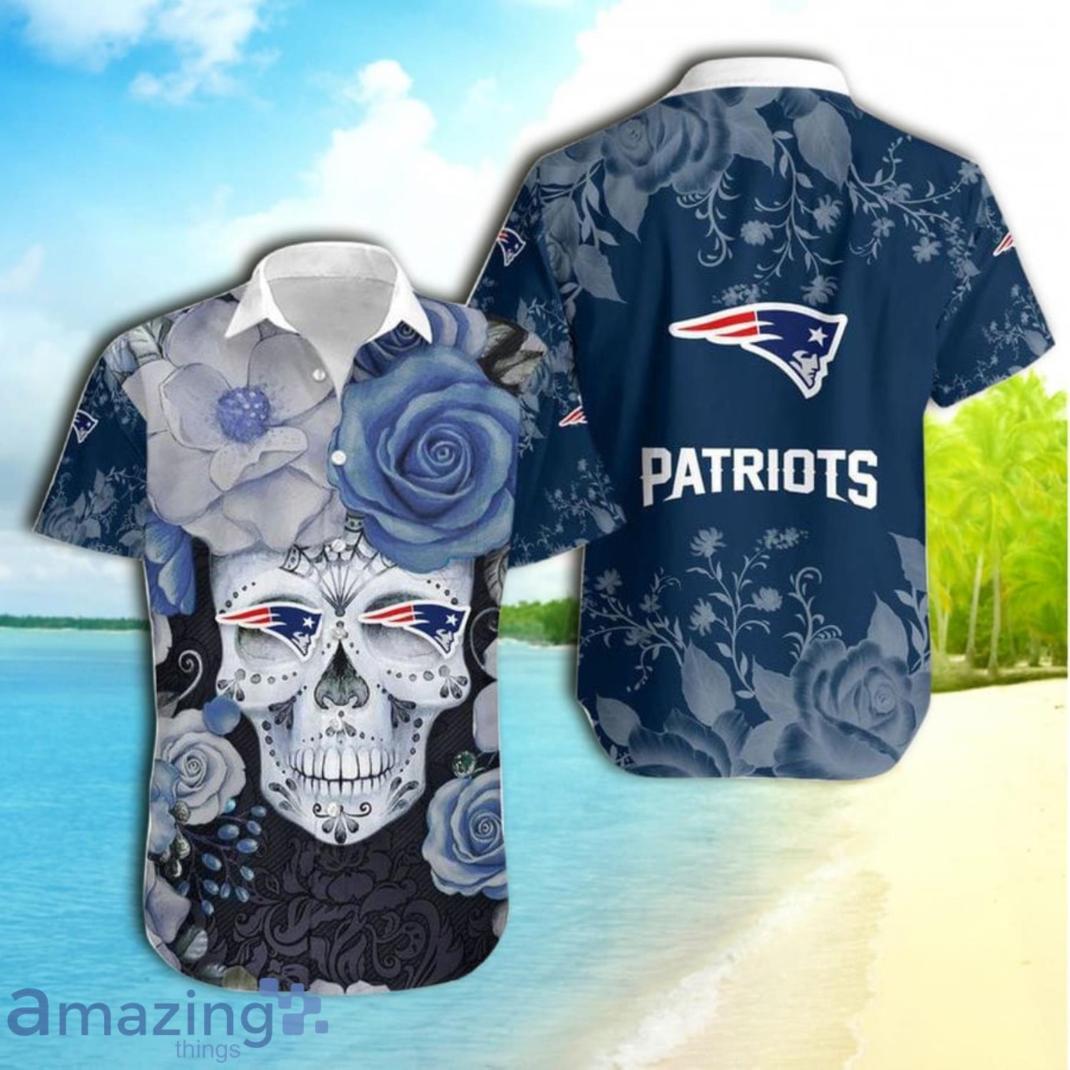 New England Patriots Skull And Rose Short Sleeve Hawaiian Shirt Product Photo 1