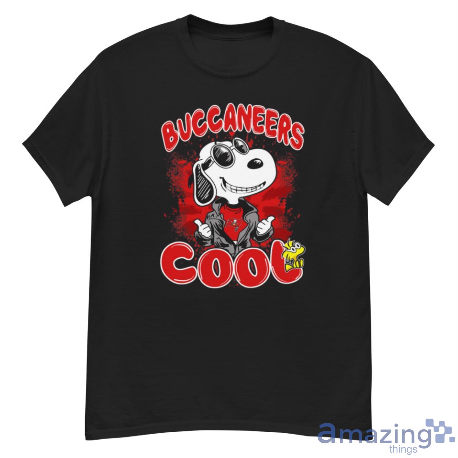 NFL Football Tampa Bay Buccaneers Cool Snoopy Shirt T Shirt - G500 Men’s Classic T-Shirt
