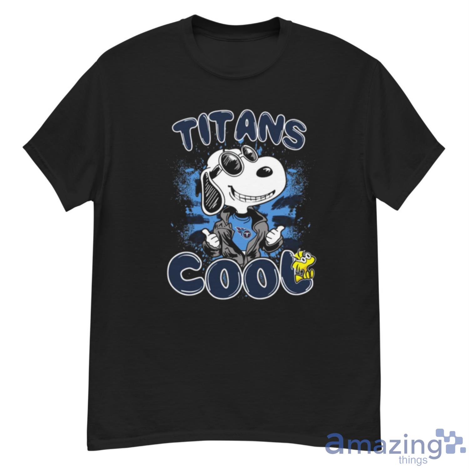 Officially Licensed NFL Tennessee Titans YOUTH Football Navy T-Shirt Vintage