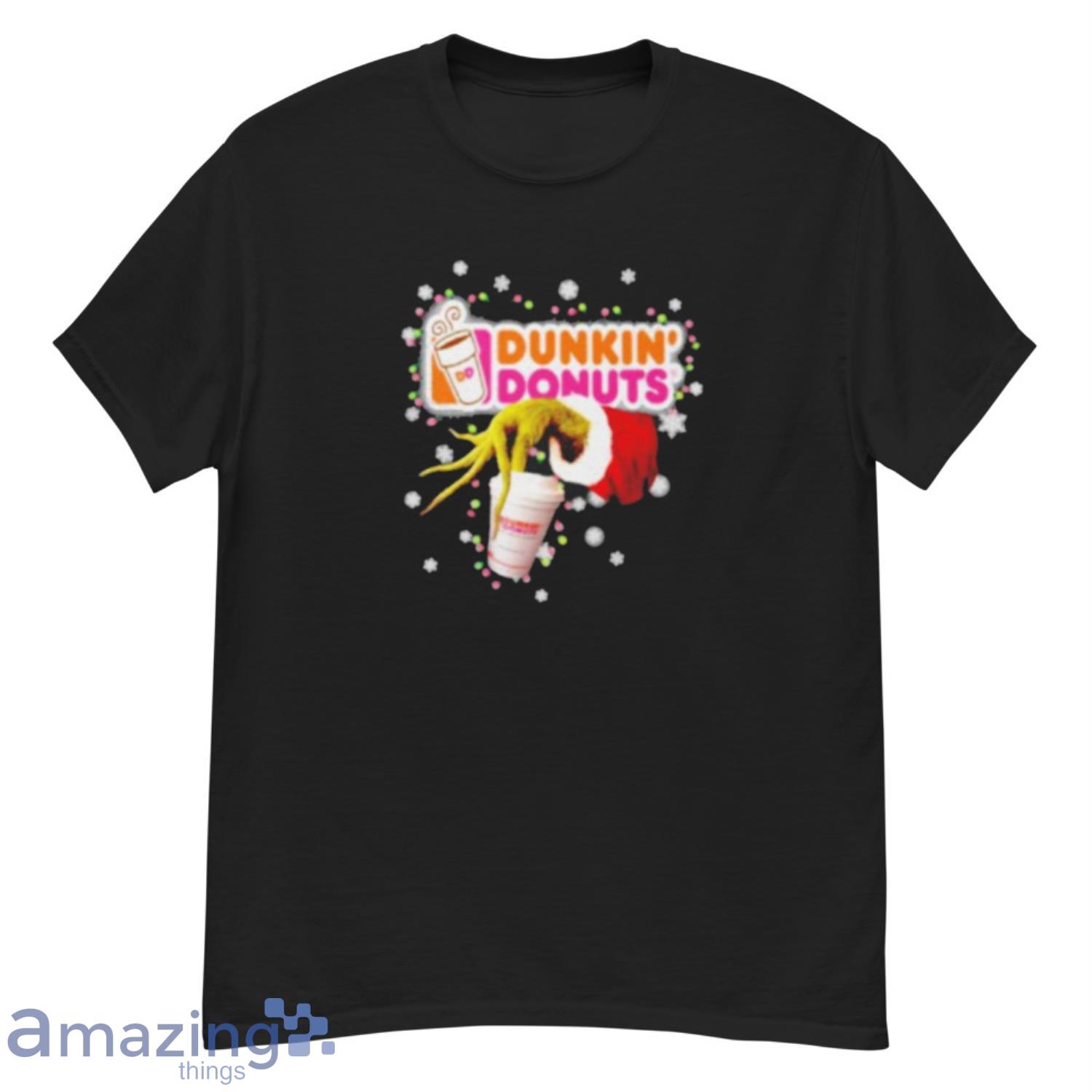 Grinch Hand Holding Dunkin’ Donuts Christmas Shirt - G500 Men’s Classic T-Shirt