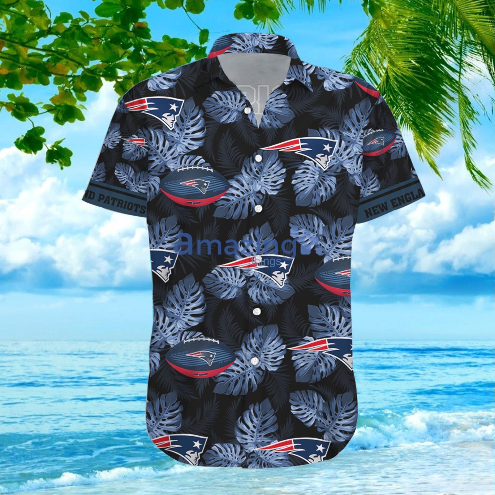 New England Patriots Summer Short Sleeve Hawaiian Beach Shirt