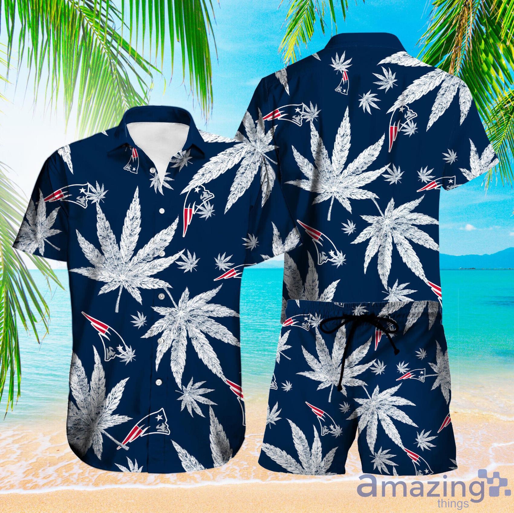 New England Patriots Summer Short Sleeve Hawaiian Beach Shirt