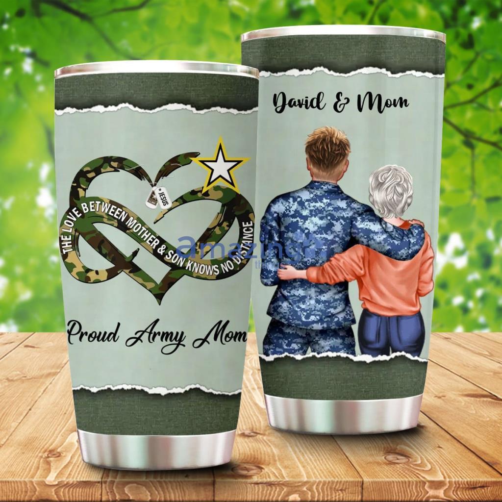 https://image.whatamazingthings.com/2023/04/personalized-proud-army-mom-mothers-day-gift-for-mom-from-son-the-love-between-mother-amp-son-knows-no-distance-tumbler.jpg