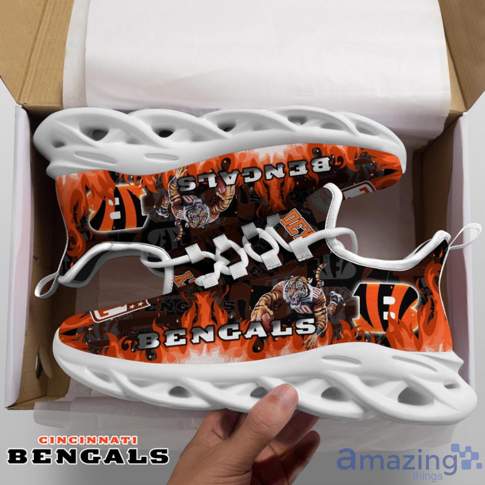 Cincinnati Bengals NFL Fire Flame Pattern Max Soul Shoes Gift For Fans image Cincinnati Bengals NFL Fire Flame Pattern Max Soul Shoes Gift For Fans Product Photo 5