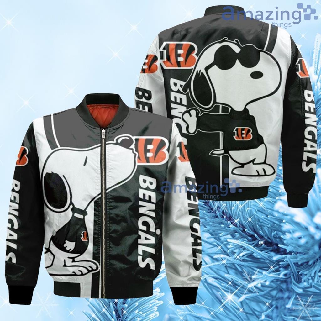 Cincinnati Bengals Snoopy All Over Printed 3D T-Shirt Hoodie Sweatshirt  Bomber For Sport Fans