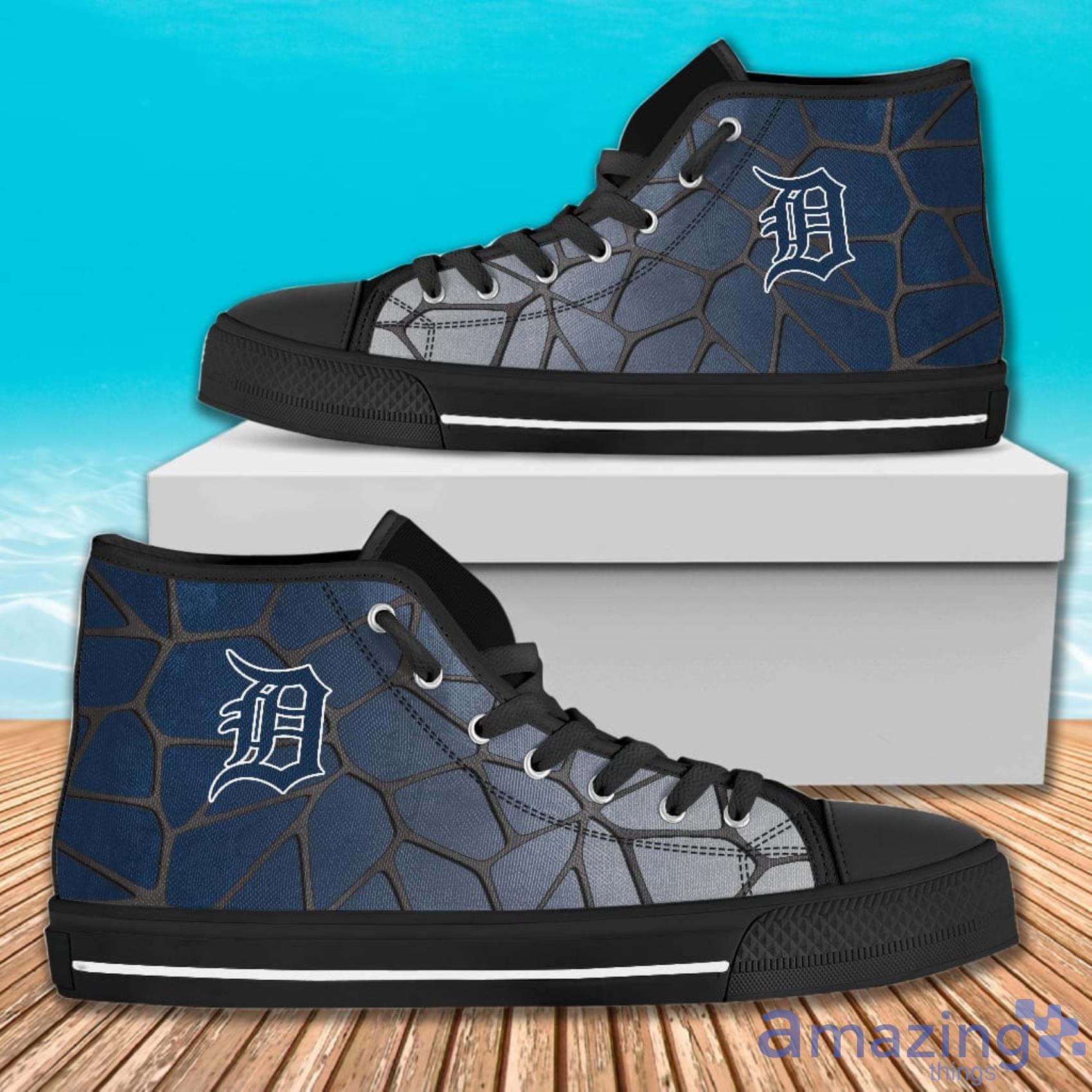 Colors Air Cushion Detroit Tigers Gradient AOP High Top Shoes For Men And Women Product Photo 1