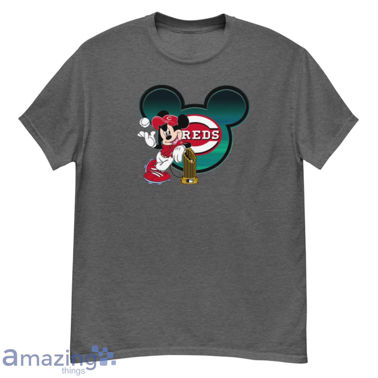 MLB Cincinnati Reds The Commissioner’s Trophy Mickey Mouse Disney Shirt - G500 Men’s Classic T-Shirt