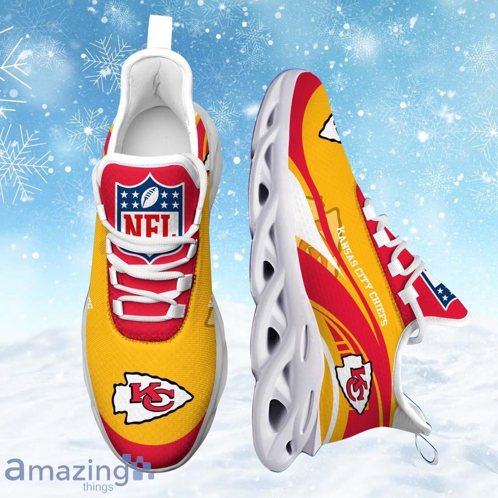 Customizing Nike Football Cleats For A Kansas City Chiefs NFL