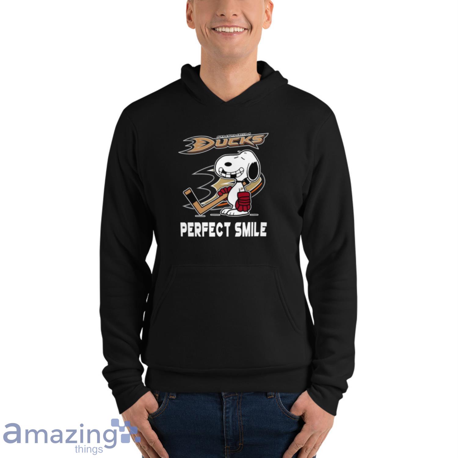 NHL Anaheim Ducks Snoopy Perfect Smile The Peanuts Movie Hockey Shirt For Fans image NHL Anaheim Ducks Snoopy Perfect Smile The Peanuts Movie Hockey Shirt For Fans - Unisex Fleece Pullover Hoodie