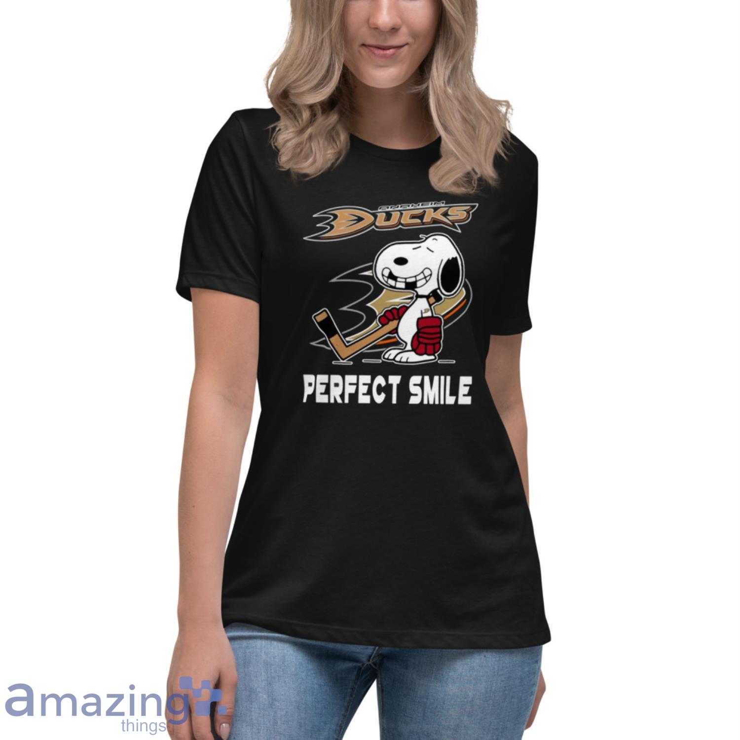 NHL Anaheim Ducks Snoopy Perfect Smile The Peanuts Movie Hockey Shirt For Fans image NHL Anaheim Ducks Snoopy Perfect Smile The Peanuts Movie Hockey Shirt For Fans - Womens Relaxed Short Sleeve Jersey Tee