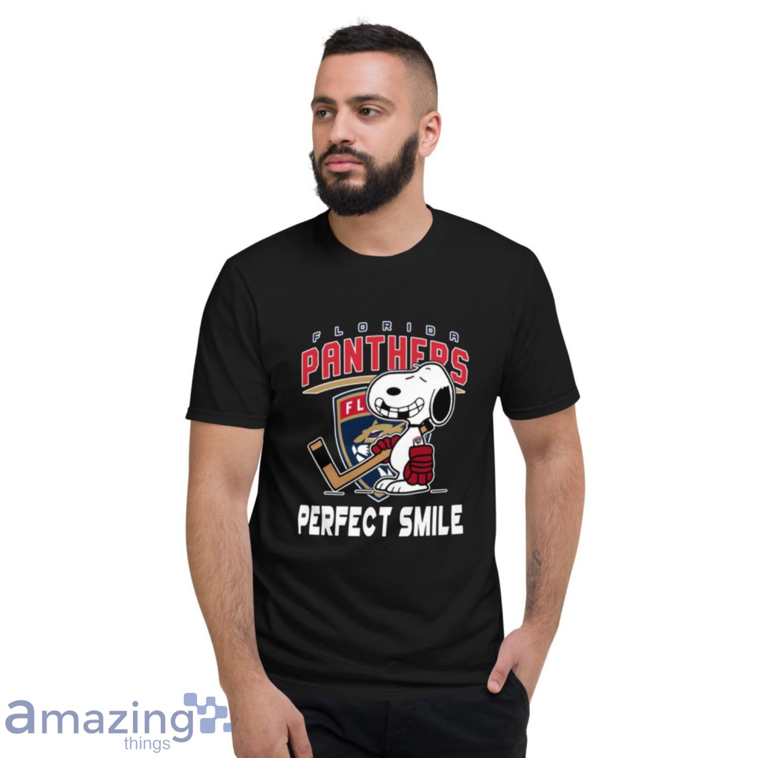 NHL Florida Panthers Snoopy Perfect Smile The Peanuts Movie Hockey T Shirt image NHL Florida Panthers Snoopy Perfect Smile The Peanuts Movie Hockey T Shirt - Short Sleeve T-Shirt