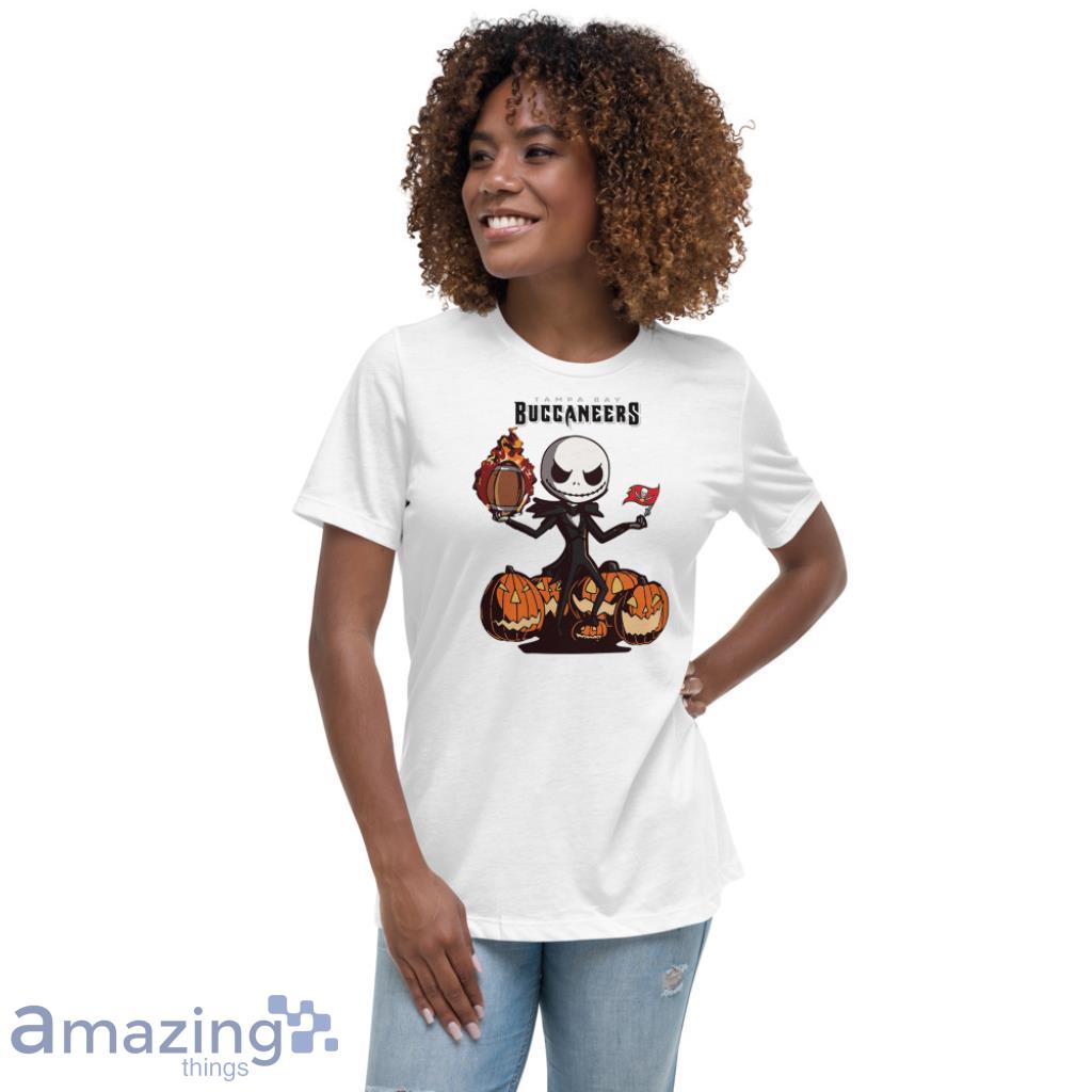 Jack Skellington Halloween Tampa Bay Buccaneers Fan T-shirt