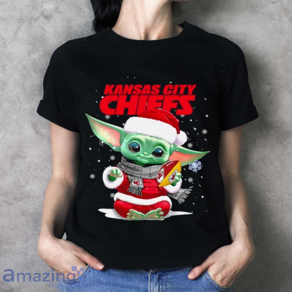 Kansas City Chiefs Christmas T-Shirt Baby Yoda Patrick's Day Super