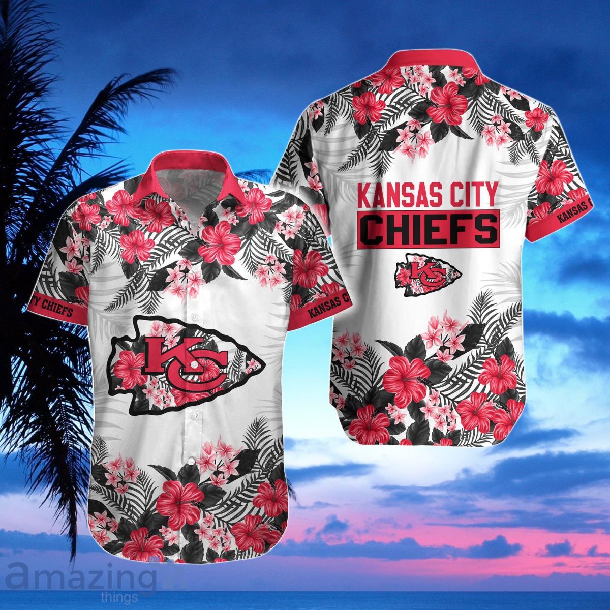 Kansas City Chiefs 3D Personalized Hawaii Shirt And Shorts Gift For Men And  Women