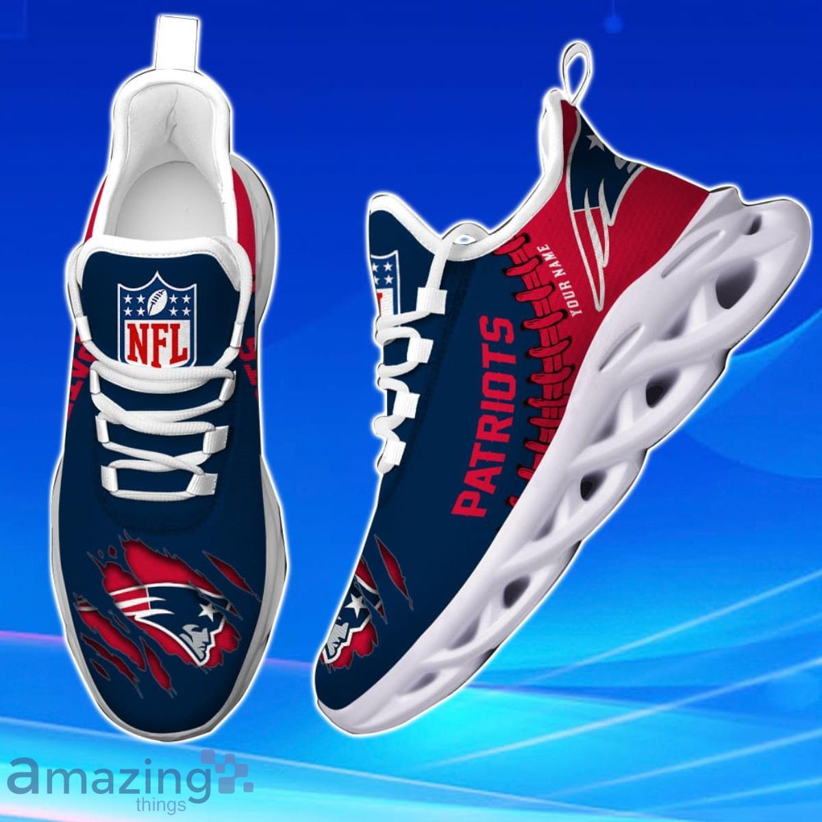 New England Patriots Personalized NFL Max Soul Shoes Best Gift For Men And Women Fans image New England Patriots Personalized NFL Max Soul Shoes Best Gift For Men And Women Fans Product Photo 3