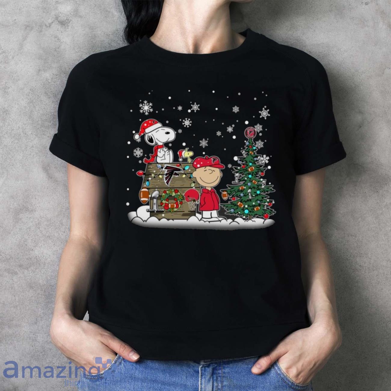 NFL Atlanta Falcons Snoopy Charlie Brown Christmas Football Super Bowl  Sports T Shirt Christmas Gift