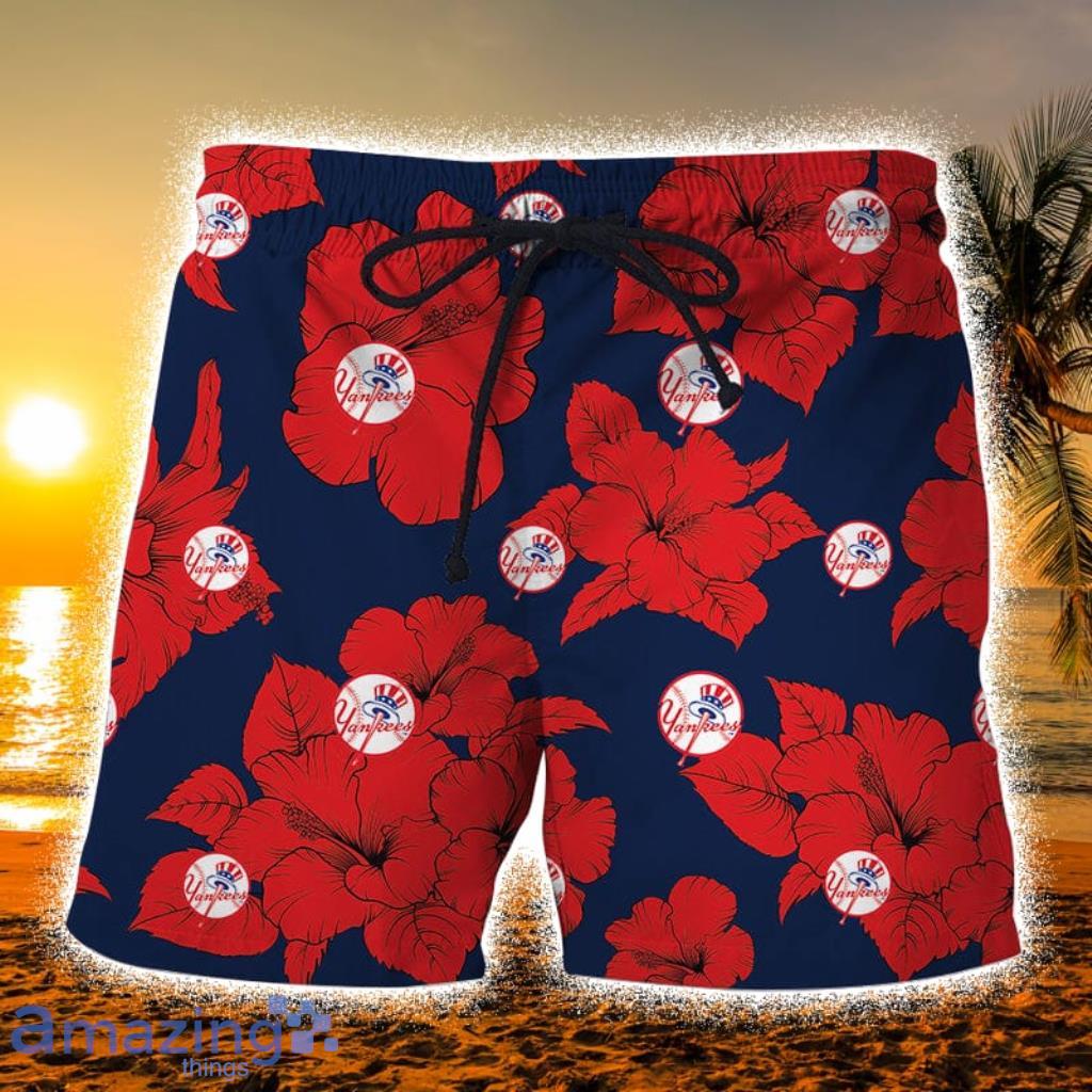 New York Yankees Tropical Floral Hawaiian Shorts Gift For Fans Product Photo 1 New York Yankees Tropical Floral Hawaiian Shorts Gift For Fans Product Photo 1