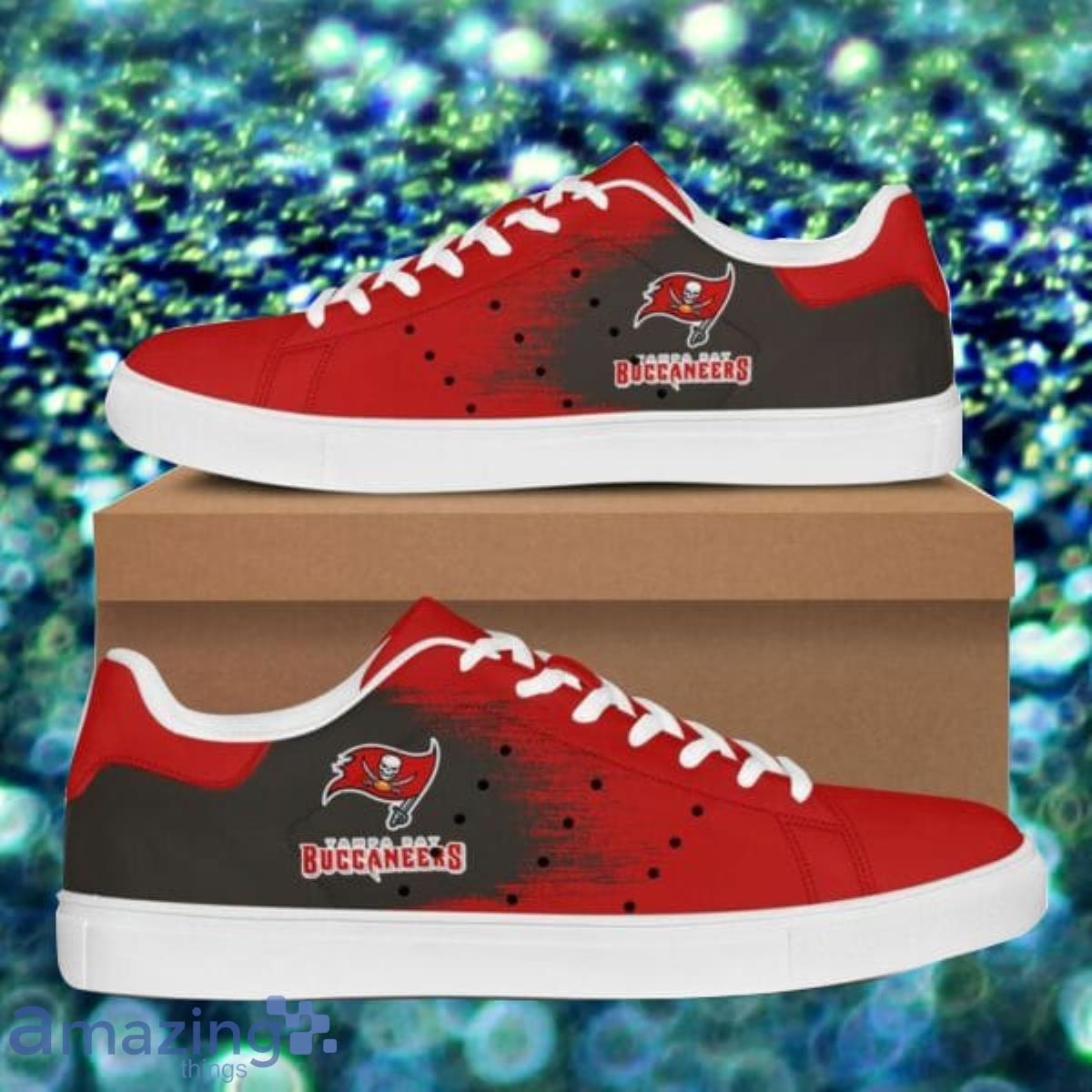 Tampa Bay Buccaneers NFL Low Top Skate Shoes Style Gift Product Photo 1