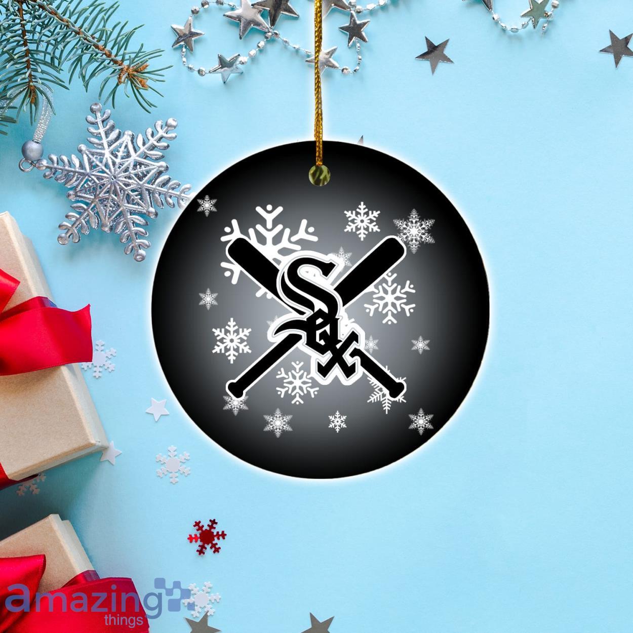 Chicago White Sox Merry Christmas Circle Ornament image Chicago White Sox Merry Christmas Circle Ornament Product Photo 1