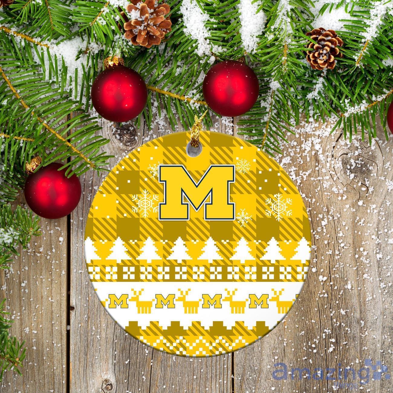 Michigan Wolverines Ceramic Ornament Christmas Pixel Art Tartan Background image Michigan Wolverines Ceramic Ornament Christmas Pixel Art Tartan Background Product Photo 2