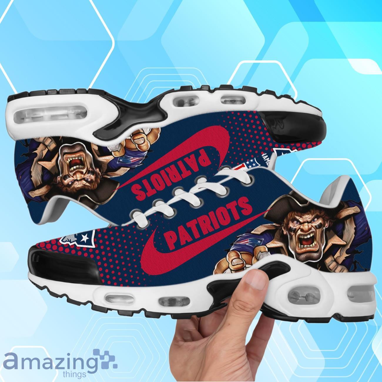 New England Patriots Air Cushion Sport Shoes With Custom Name Product Photo 1