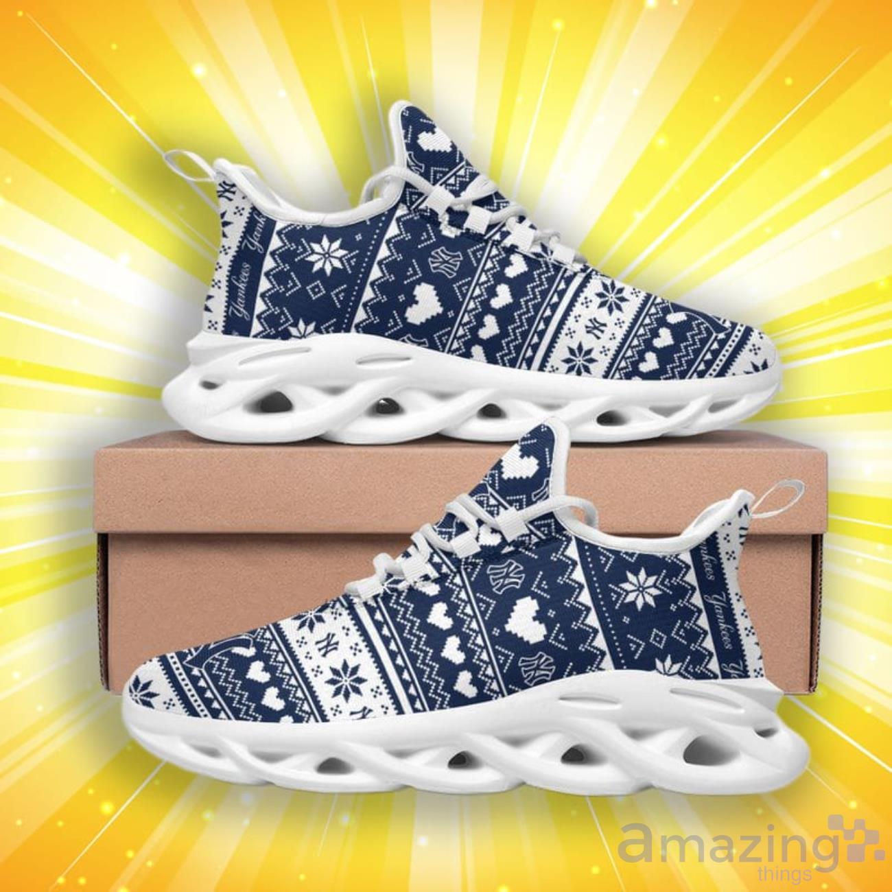 New York Yankees X Max Patterns Limited Edition Christmas Max Soul Shoes image New York Yankees X-Max Patterns Limited Edition Christmas Max Soul Shoes Product Photo 4