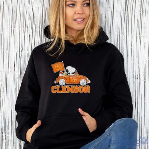 Snoopy and Woodstock driving car Clemson Tigers shirt - Unisex Hoodie