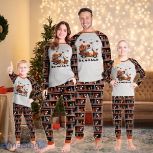 Cincinnati Bengals Christmas Limited Edition Pajamas Set Product Photo 1