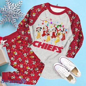 Kansas City Chiefs Friends Christmas Limited Edition Pajamas Set image Kansas City Chiefs Friends Christmas Limited Edition Pajamas Set Product Photo 2