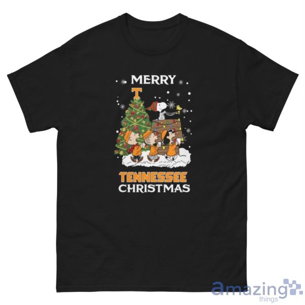 Tennessee Volunteers Snoopy Family Christmas Shirt Christmas Gift Ideas - G500 Men’s Classic Tee