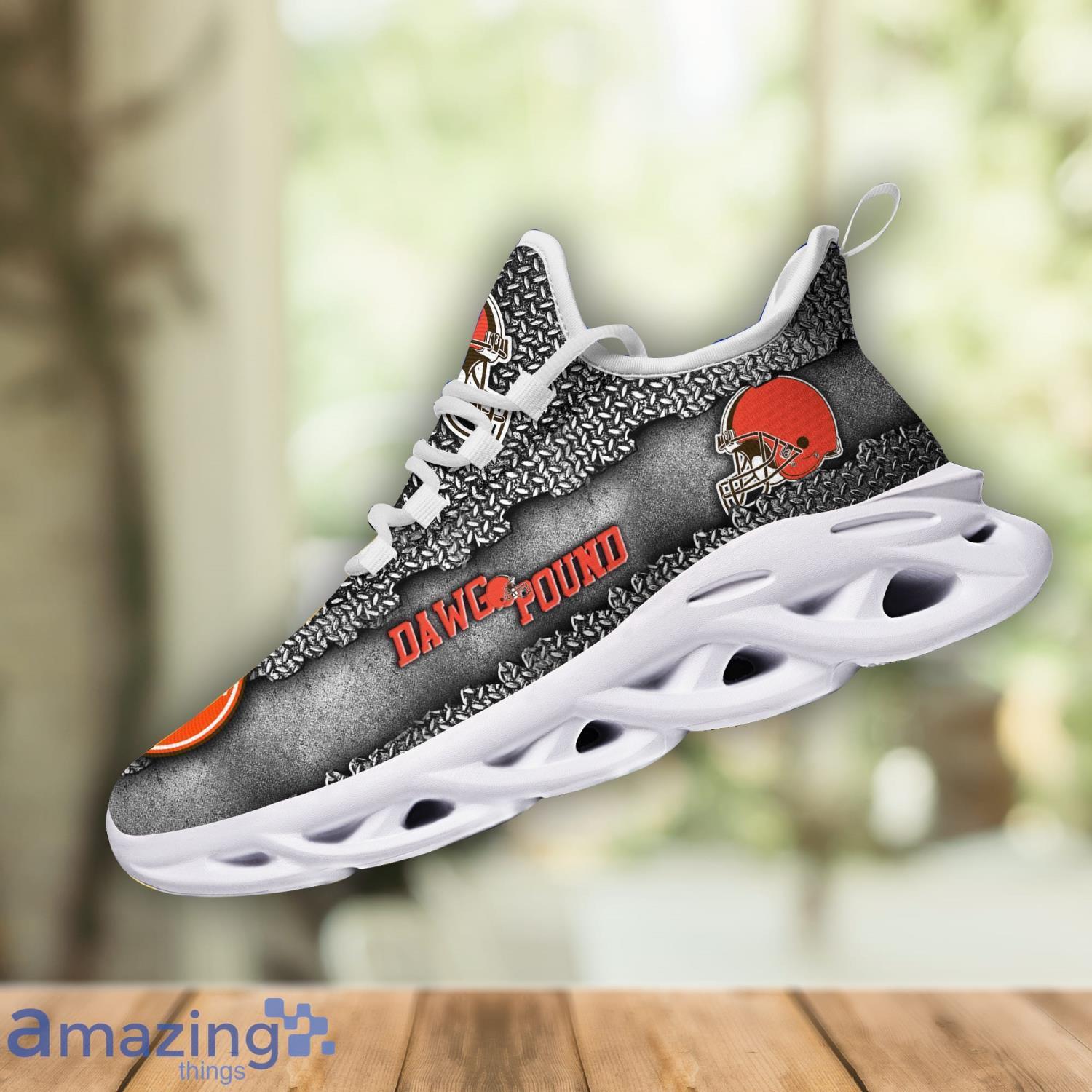 Cleveland Browns Best Gift Running Max Soul Shoes Sneakers For Men And Women image Cleveland Browns Best Gift Running Max Soul Shoes Sneakers For Men And Women Product Photo 2