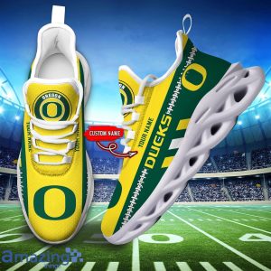 NCAA Oregon Ducks Max Soul Shoes Custom Name Sport Gift Shoes Product Photo 5