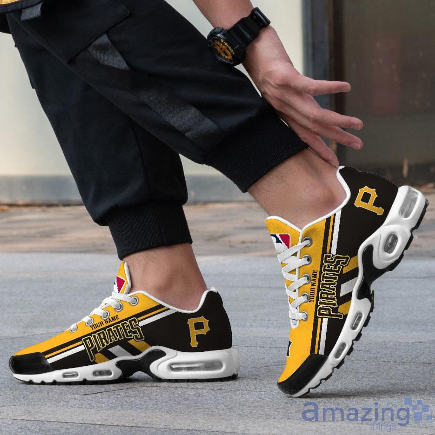 Custom Name Big Fans Pittsburgh Pirates Air Cushion Sport Shoes For Men And Women Trendy Sneakers image Custom Name Big Fans Pittsburgh Pirates Air Cushion Sport Shoes For Men And Women Trendy Sneakers Product Photo 4