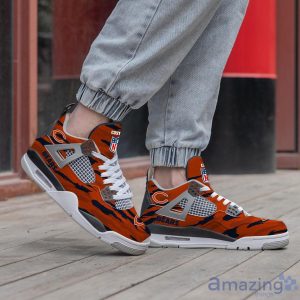 Personalized Name Chicago Bears Personalized Air Jordan 4 Shoes Trending Men Women Sneakers Men Women Sport Gift Product Photo 3