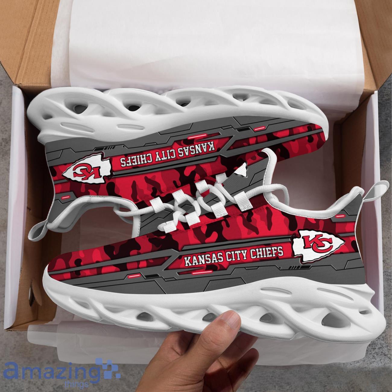 Kansas City Chiefs Custom Name Clunky Max Soul Sneakers image Kansas City Chiefs Custom Name Clunky Max Soul Sneakers Product Photo 3