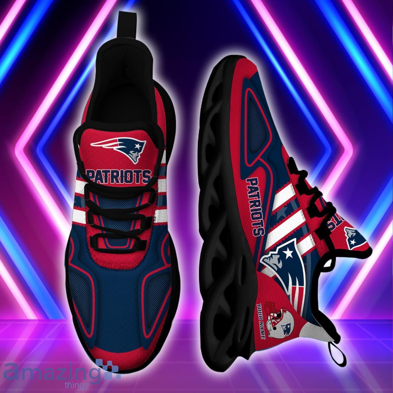 New England Patriots Custom Name Clunky Max Soul Shoes image New England Patriots Custom Name Clunky Max Soul Shoes Product Photo 5