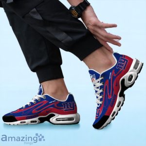 New York Giants TN Sport Shoes Best Gift For NFL Fans Double Swoosh Custom Name Product Photo 3