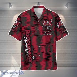 Tampa Bay Buccaneers NFL Hawaiian Shirt Vintage Custom Name For Fans Product Photo 2