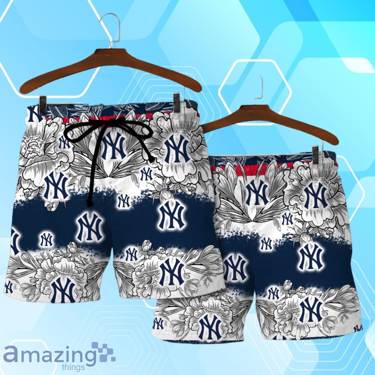 New York Yankees Team Logo Colorful Pattern Hawaiian Shirt And Short image New York Yankees Team Logo Colorful Pattern Hawaiian Shirt And Short Product Photo 4