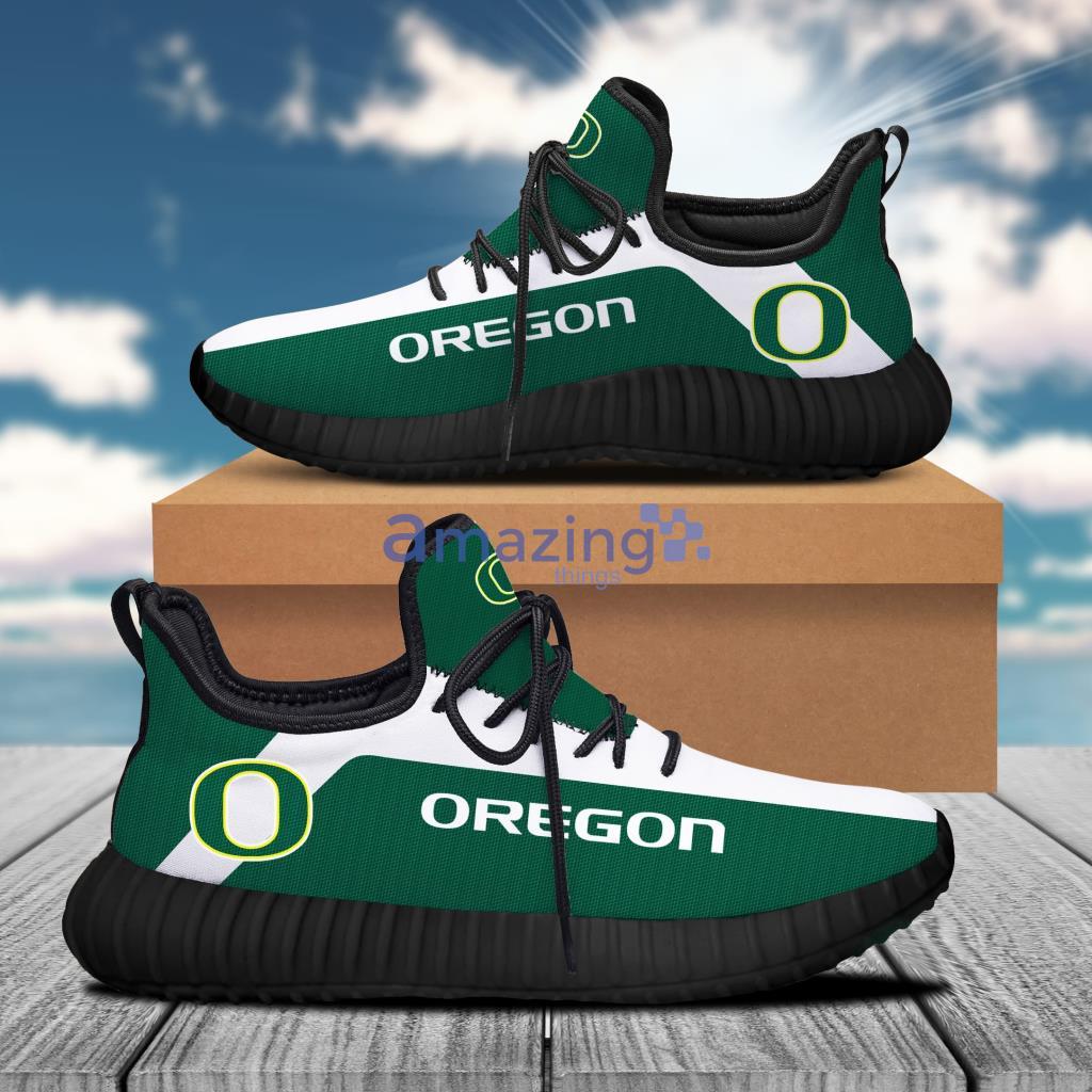 Oregon Ducks NCAA Teams Men And Women Reze Shoes Sneaker Gift image Oregon Ducks NCAA Teams Men And Women Reze Shoes Sneaker Gift Product Photo 1