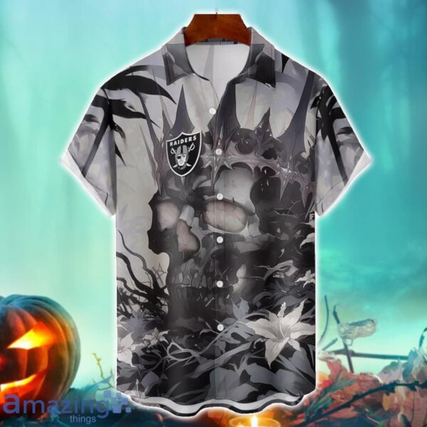 Las Vegas Raiders NFL Skull Halloween Hawaiian Shirt Special Gift For Fans Product Photo 1