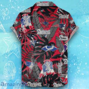 New England Patriots Hawaiian Shirt Retro Logo Revolutions 2024 For Fans image New England Patriots Hawaiian Shirt Retro Logo Revolutions 2024 For Fans Product Photo 2