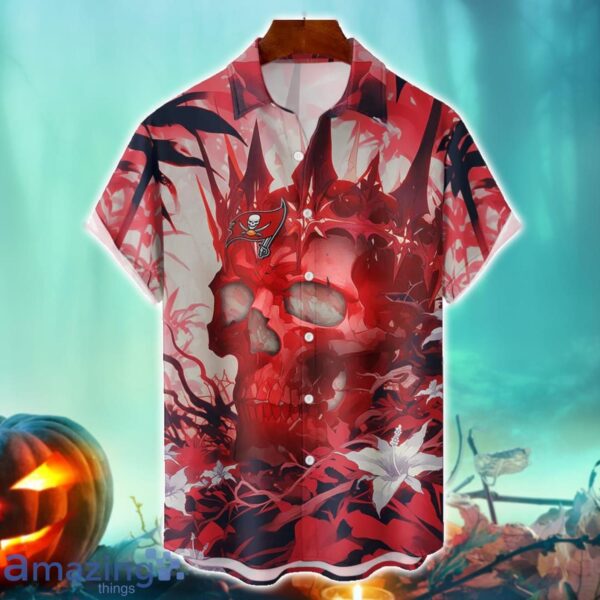 Tampa Bay Buccaneers NFL Skull Halloween Hawaiian Shirt Special Gift For Fans Product Photo 1