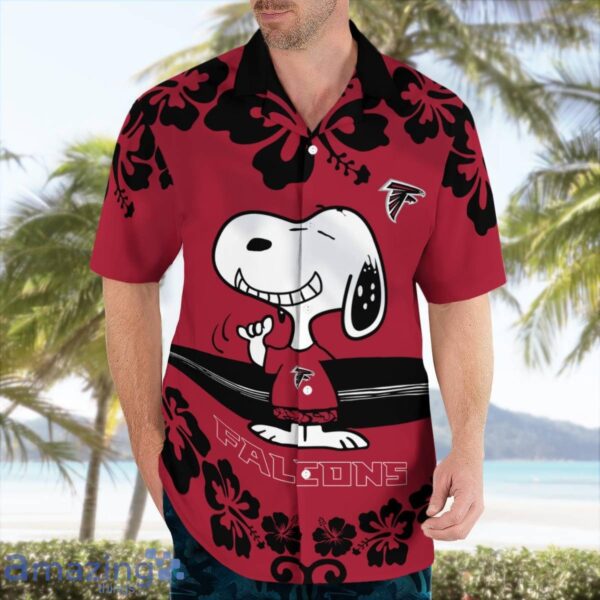 Atlanta Falcons Flower Cute Snoopy Smile Hawaiian Shirt Summer Gift Product Photo 2