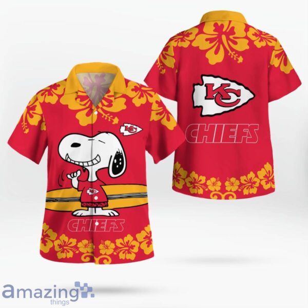 Kansas City Chiefs Flower Cute Snoopy Smile Hawaiian Shirt Summer Gift Product Photo 4