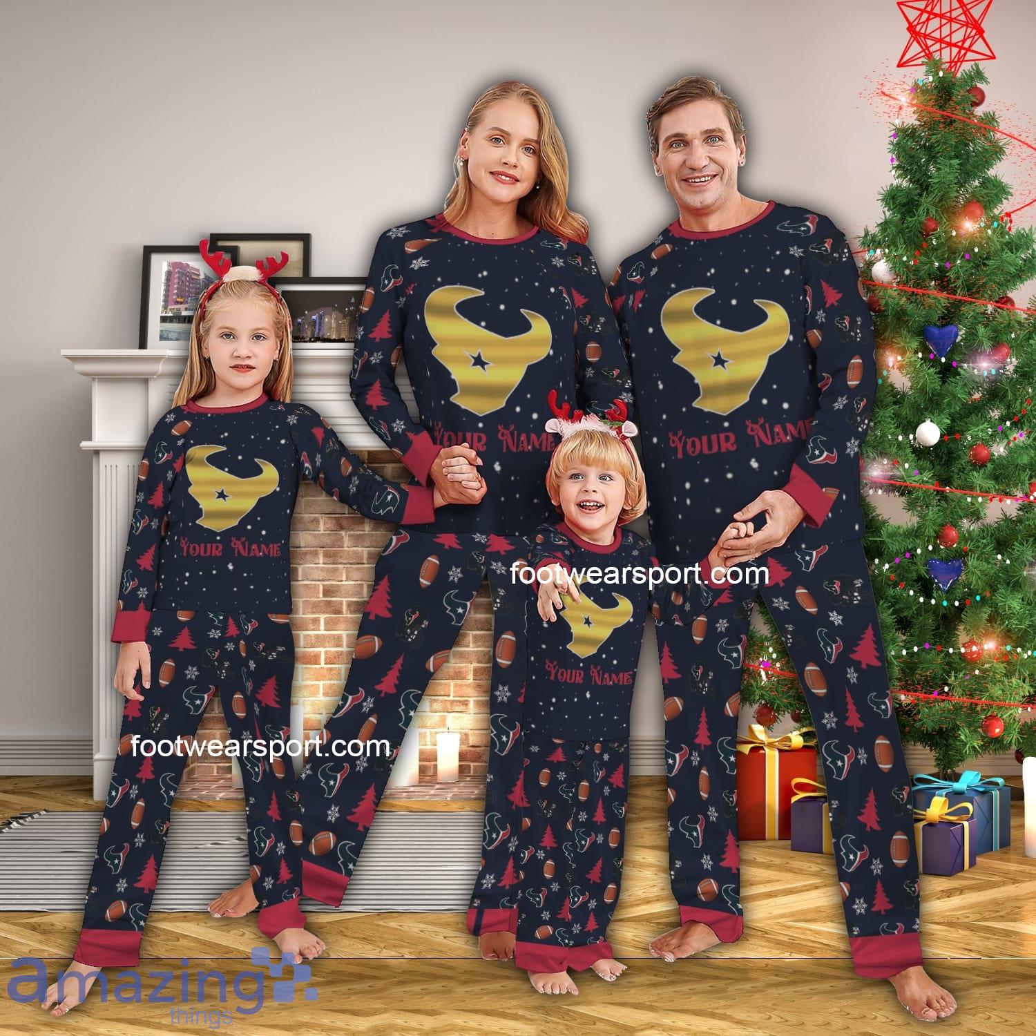Sofa Gold Logo Houston Texan Christmas Family Pajamas Set For Adults image Sofa Gold Logo Houston Texan Christmas Family Pajamas Set For Adults - Sofa Gold Logo Houston Texan Christmas Family Pajamas Set For Adults